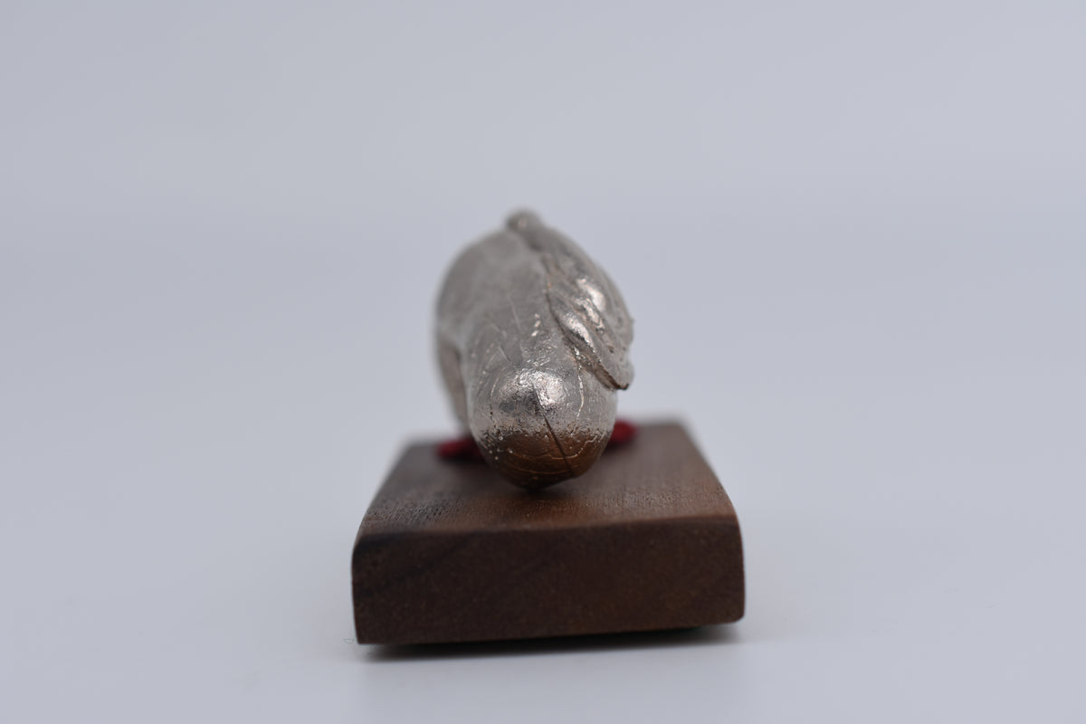 Fauna Cast l - Bismuth